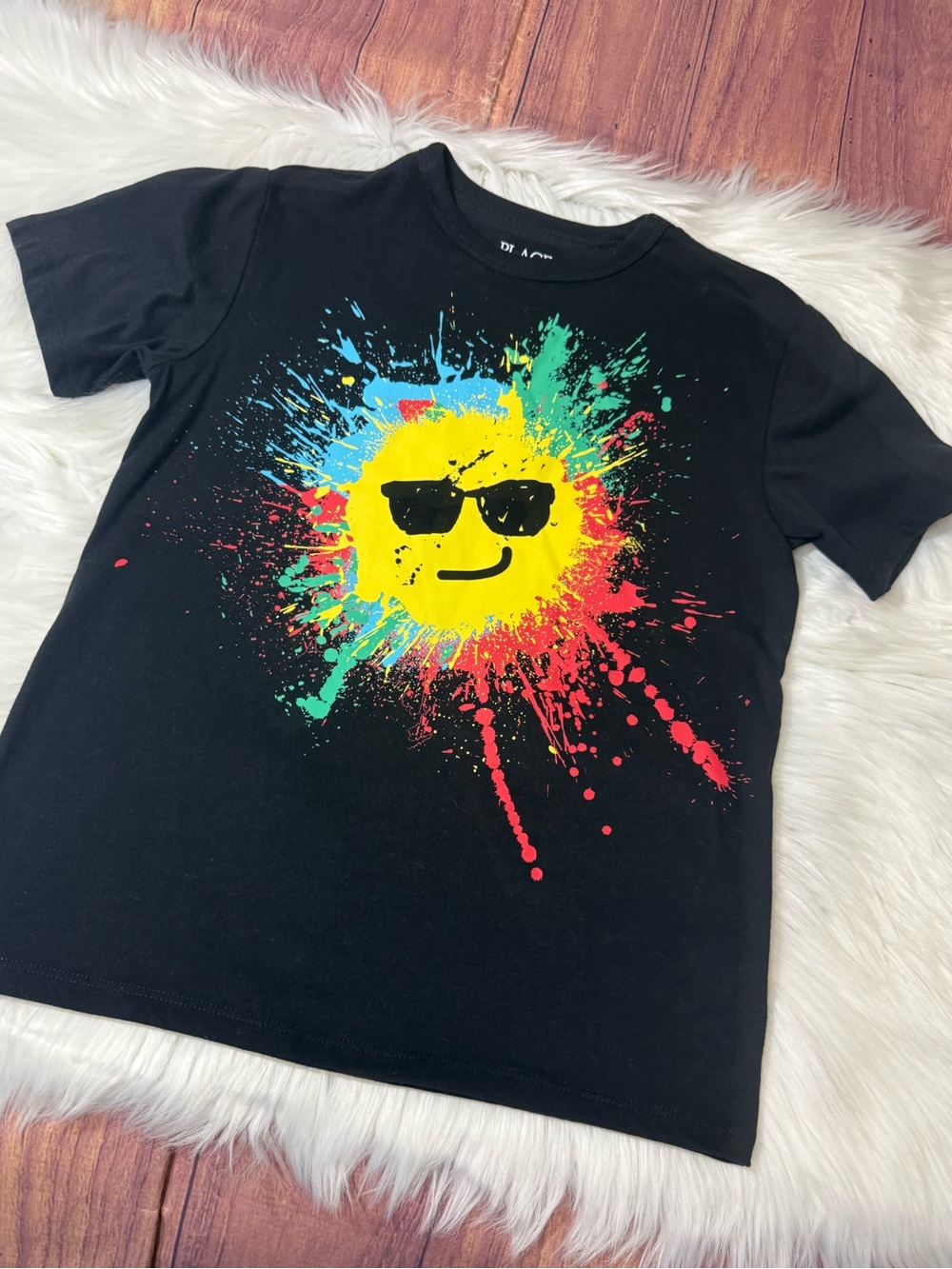 The Children’s Place Black Graphic T-Shirt - Boys Size  M (7/8)